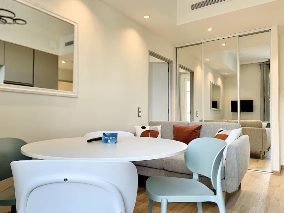 Bright, Newly Renovated Appartamento *